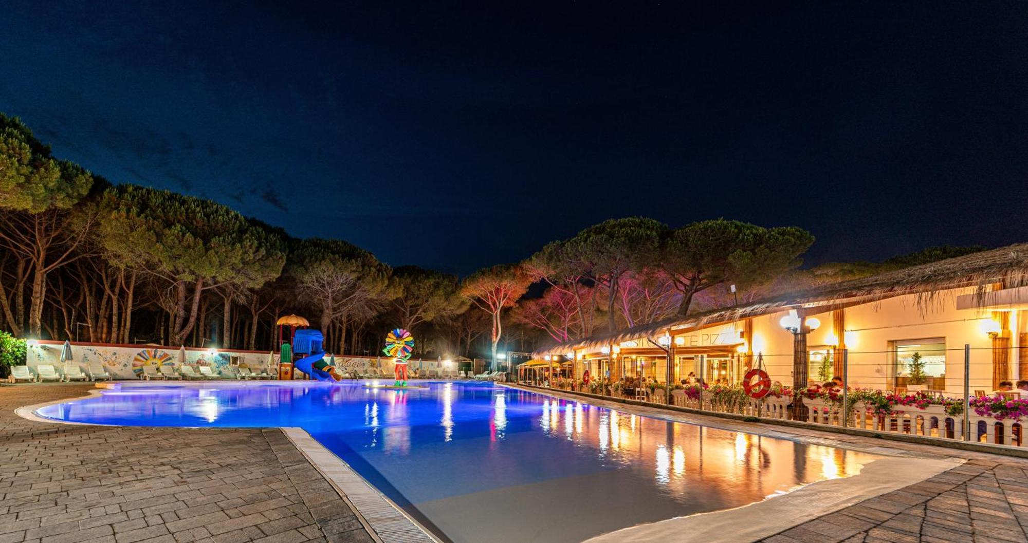 Arcobaleno Village H Marina Di Bibbona Eksteriør bilde